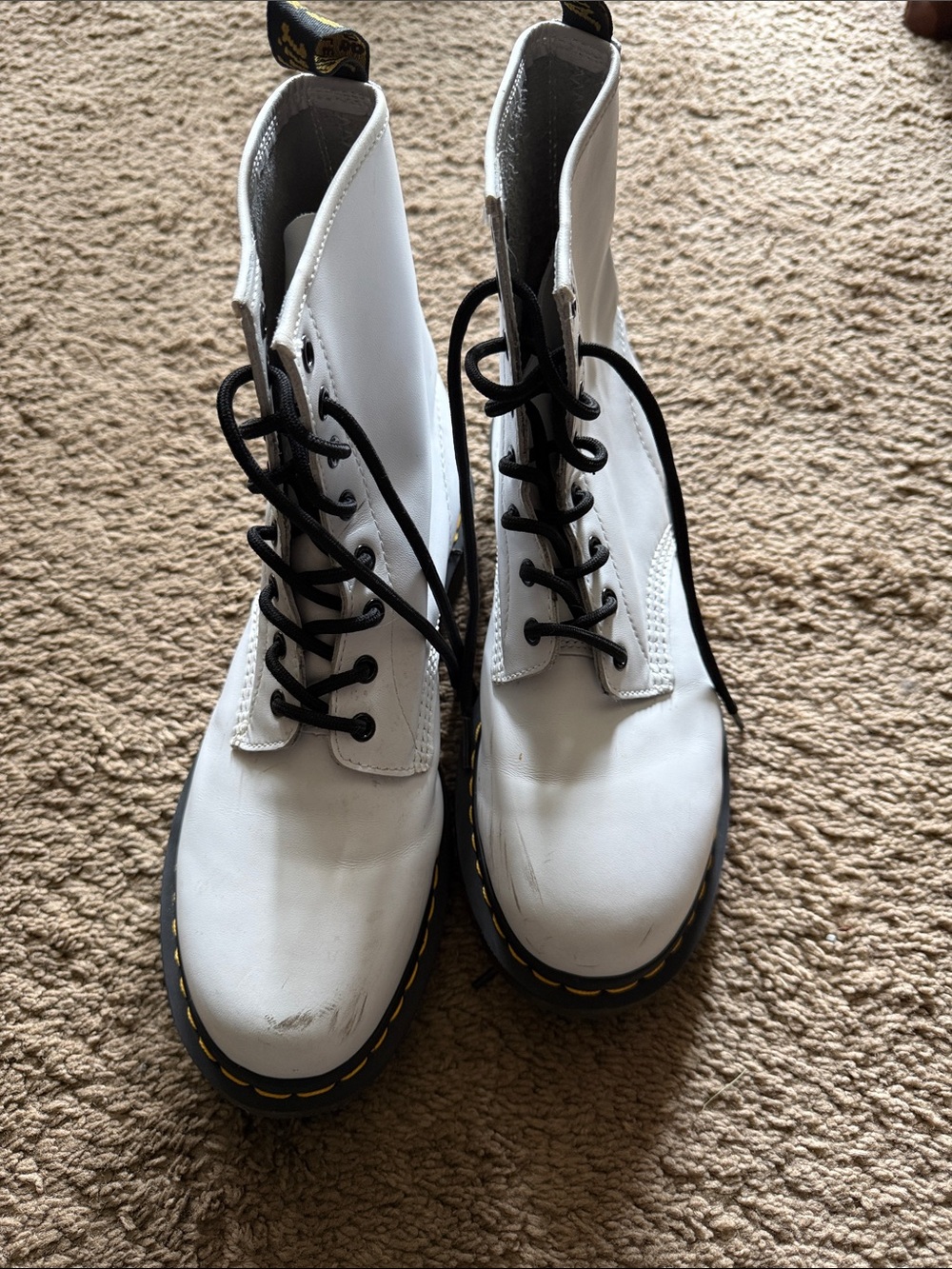 White Lace-Up  dr martins